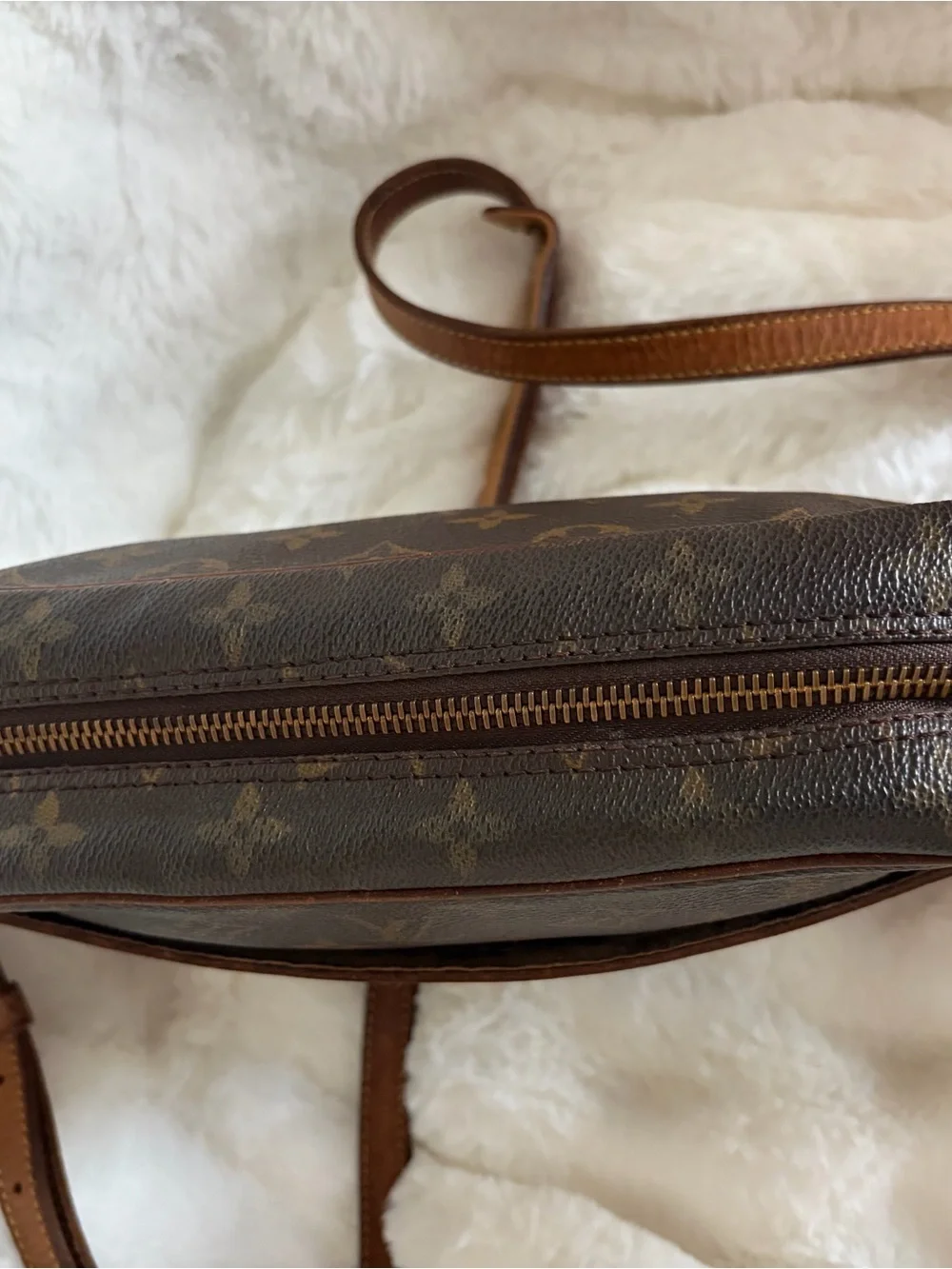 Vintage Louis Vuitton Monogram Trocadero 27 Crossbody Bag Authentic